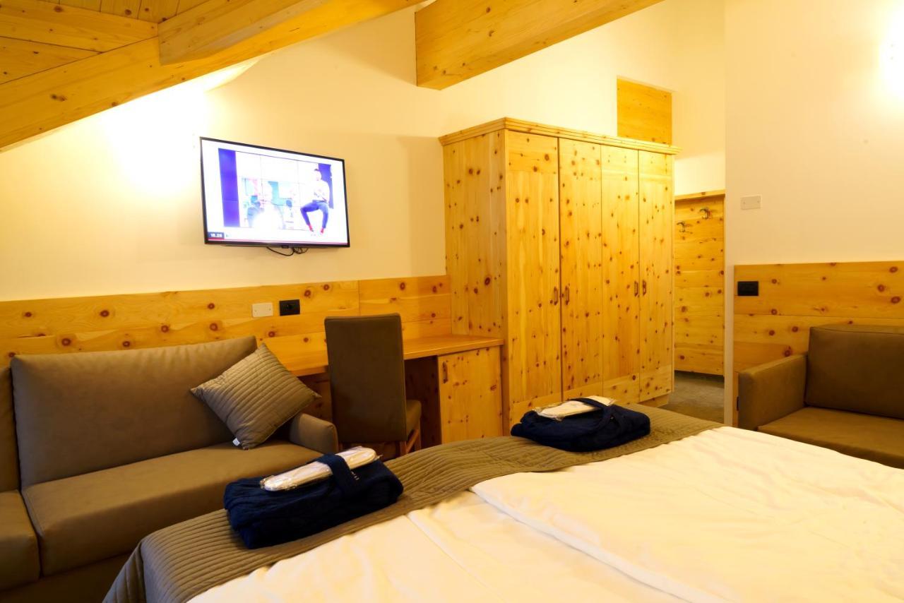 Hotel Diamant Park Campitello di Fassa Exterior photo