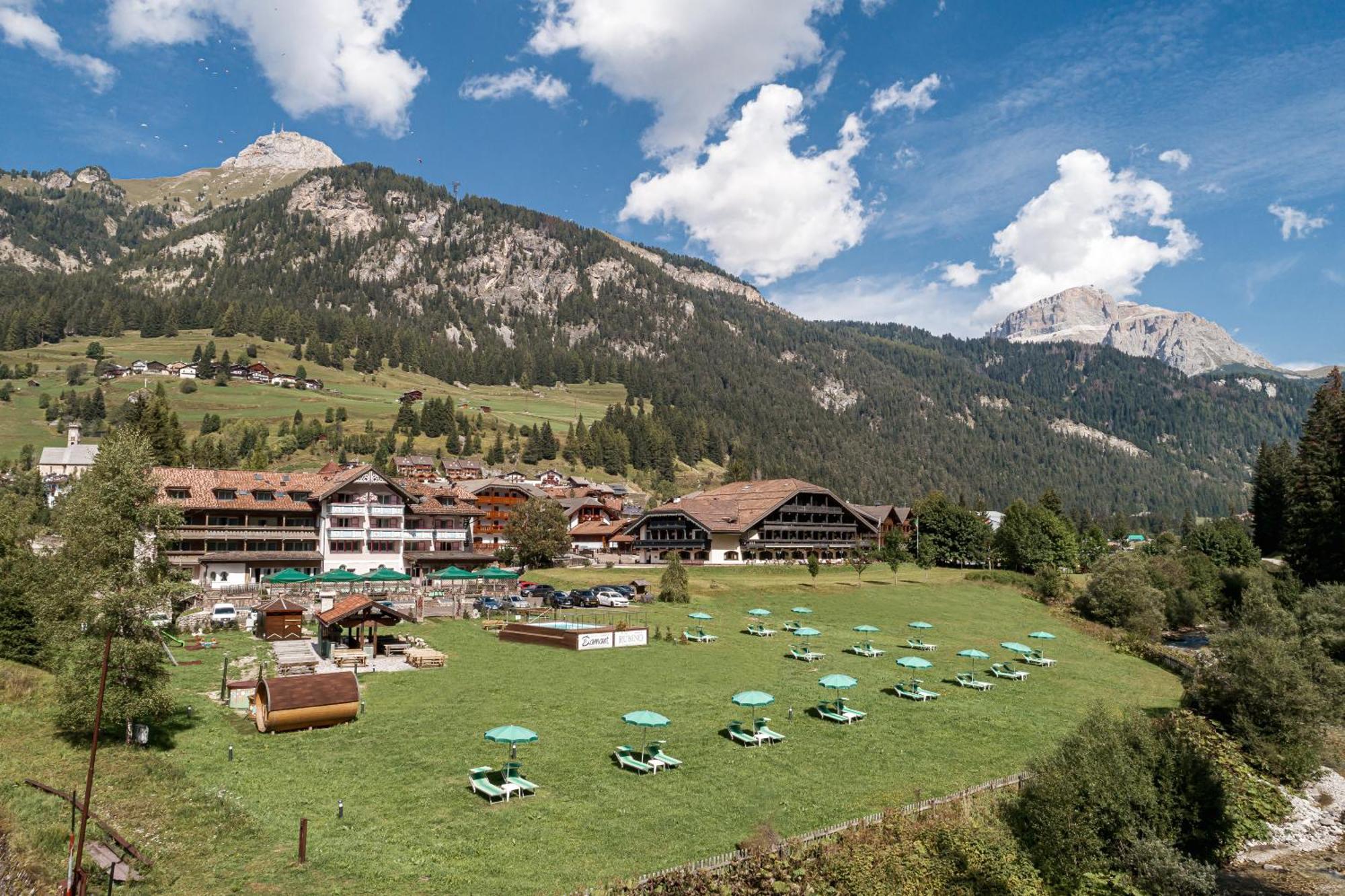 Hotel Diamant Park Campitello di Fassa Exterior photo